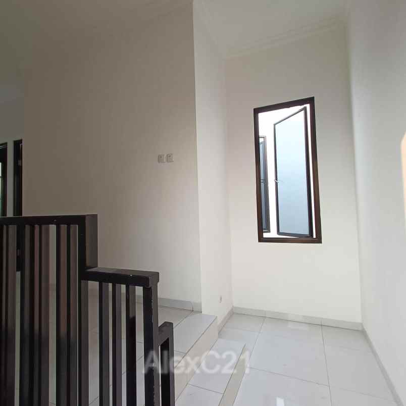 dijual rumah pesanggrahan jakarta selatan