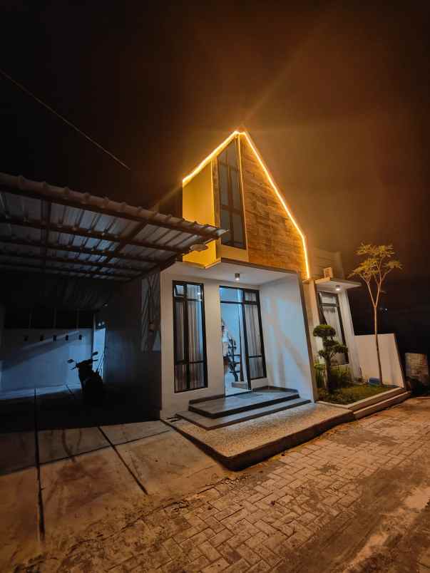 dijual rumah pesona sadewa tamantirto