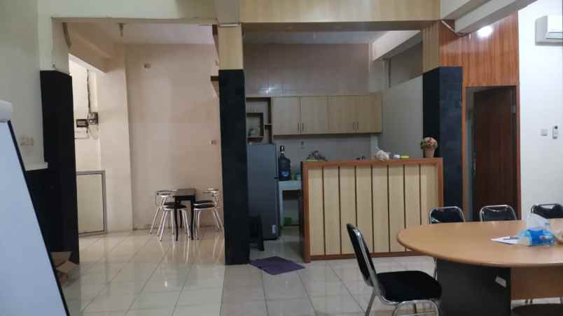 dijual rumah plamongan indah