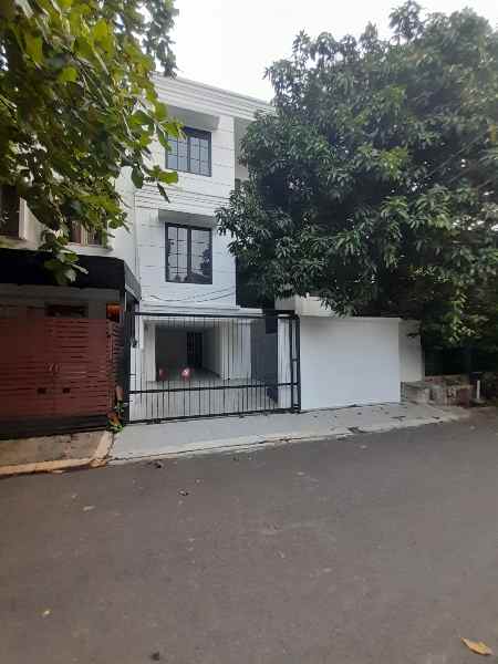 dijual rumah pondok indah jakarta selatan