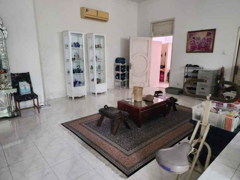 dijual rumah pondok labu cilandak