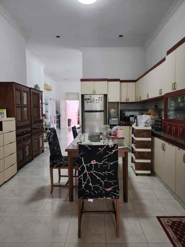 dijual rumah pondok labu cilandak