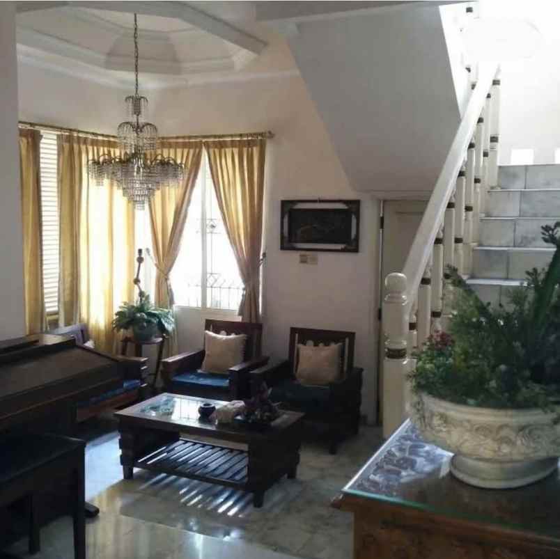 dijual rumah pondok pinang