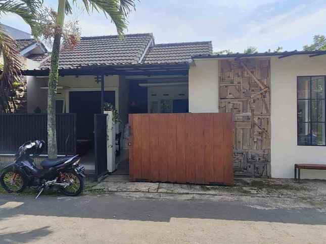 dijual rumah puri cempaka putih