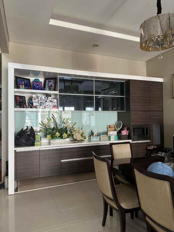 dijual rumah puri galaxy