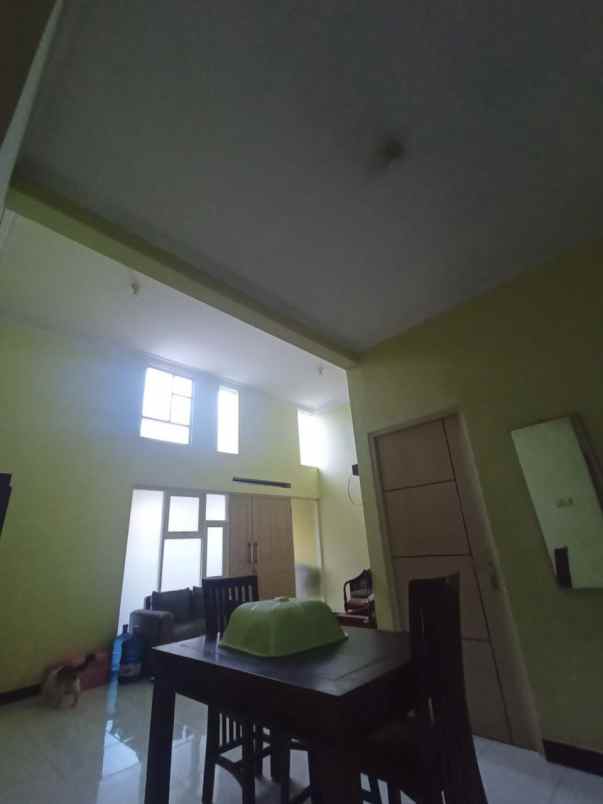 dijual rumah puri surya jaya cluster