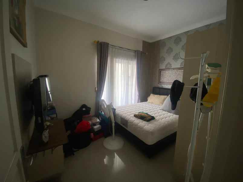 dijual rumah purimas surabaya