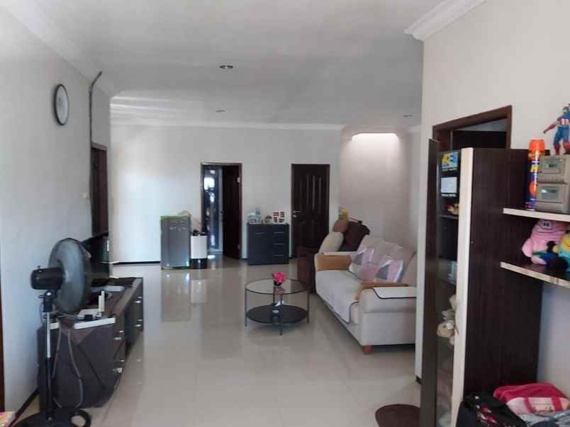 dijual rumah purimas ubud