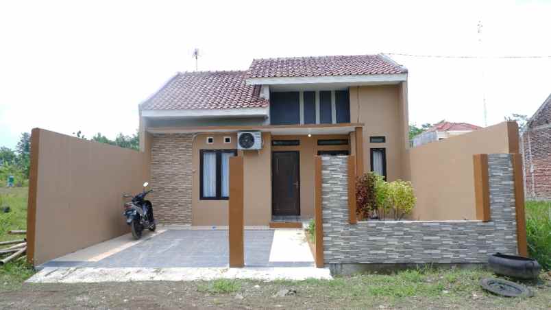 dijual rumah purwokerto selatan