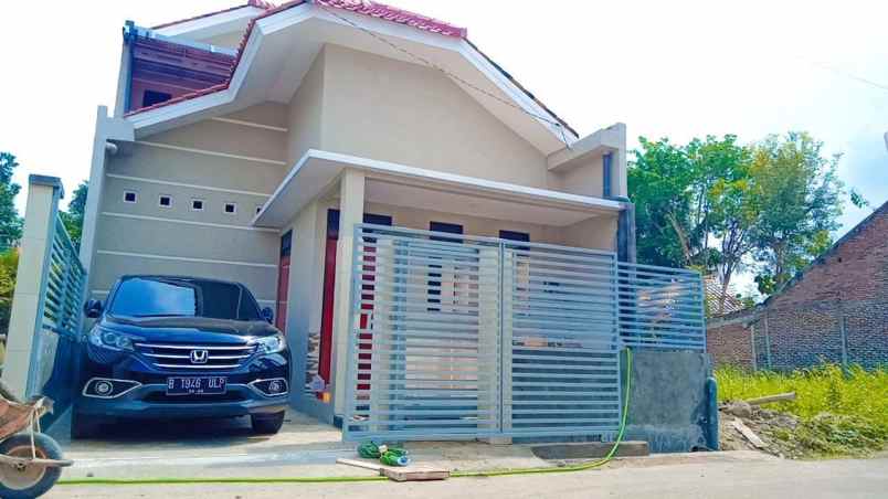 dijual rumah purwokerto selatan