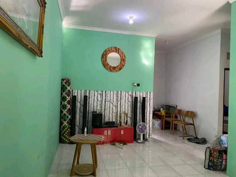dijual rumah purwomartani