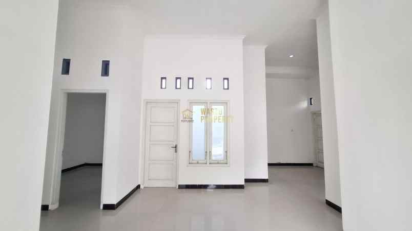 dijual rumah purwomartani kalasan