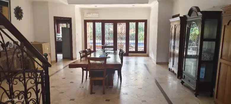 dijual rumah ragunan