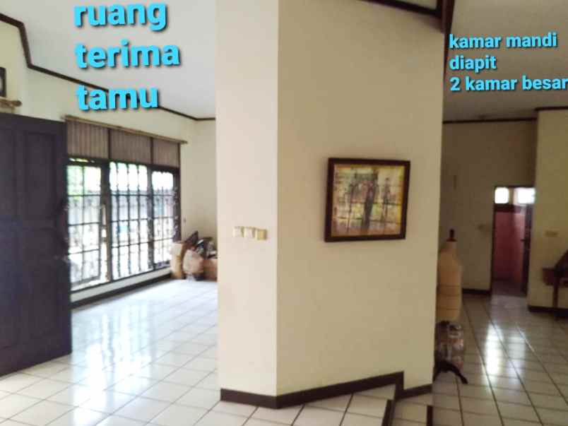 dijual rumah ragunan jakarta selatan