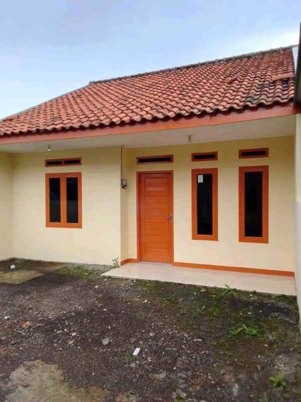 dijual rumah rancamanyar