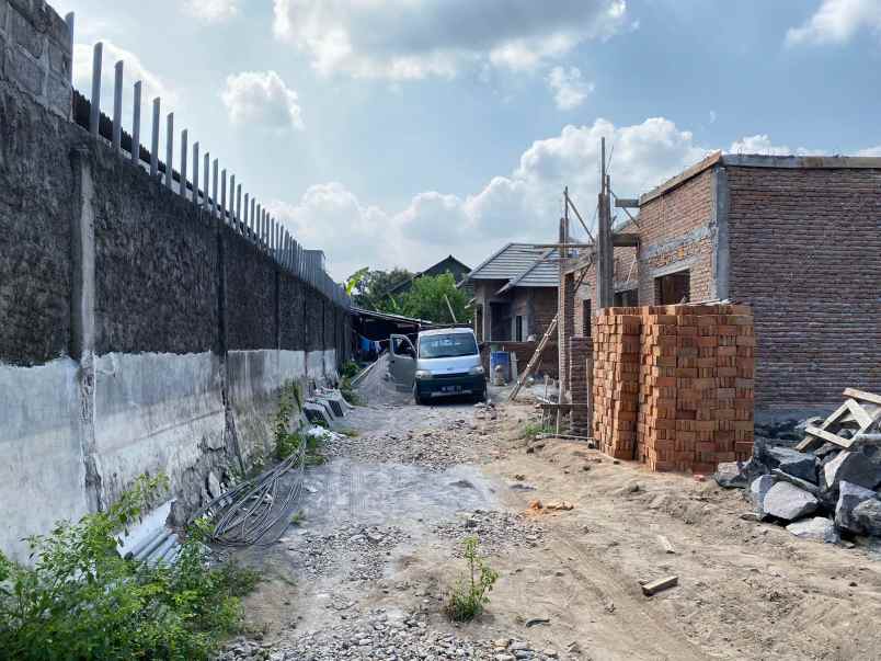 dijual rumah randugunting tamanmartani