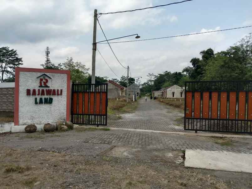 dijual rumah randusari teras boyolali