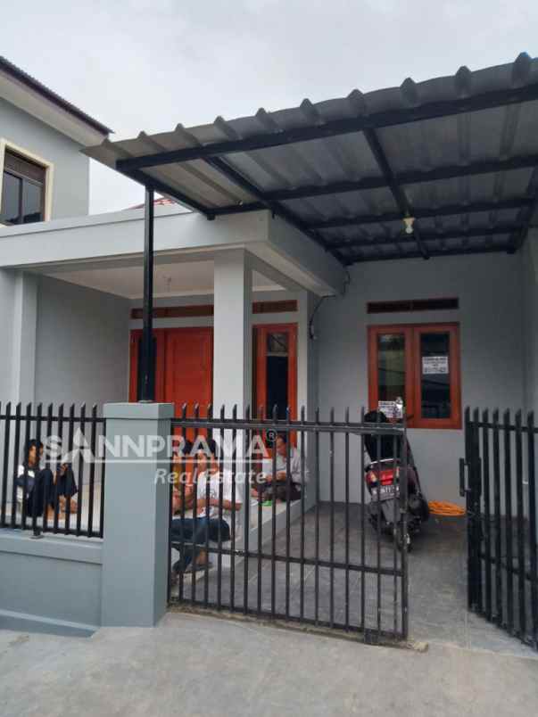 dijual rumah rangkapan jaya baru