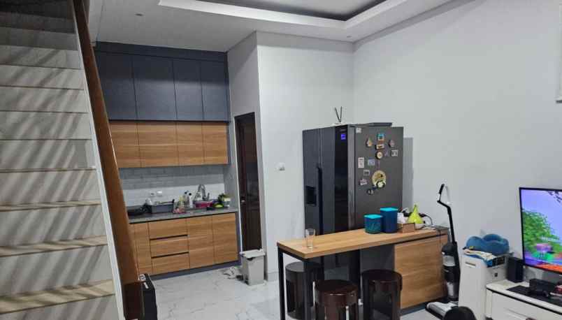 dijual rumah rawamangun jakarta timur