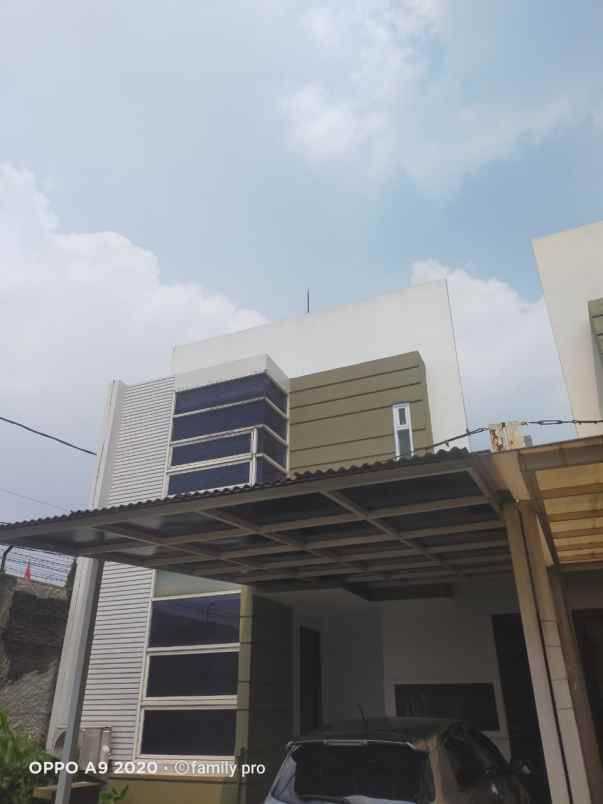 dijual rumah rengas raya bintaro