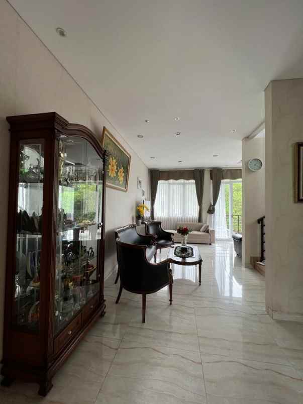 dijual rumah resort dago pakar