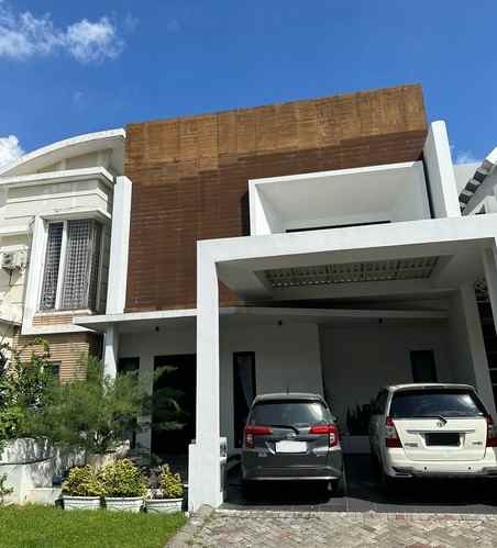 dijual rumah royal residence buckingham