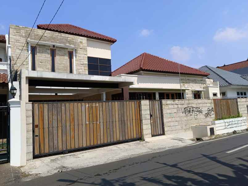 dijual rumah rumah komplek pertamina