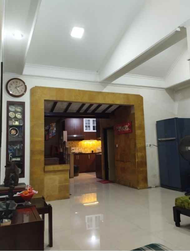 dijual rumah rungkut mapan