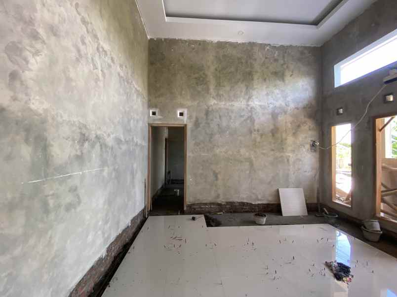 dijual rumah sambiroto purwomartani kalasan