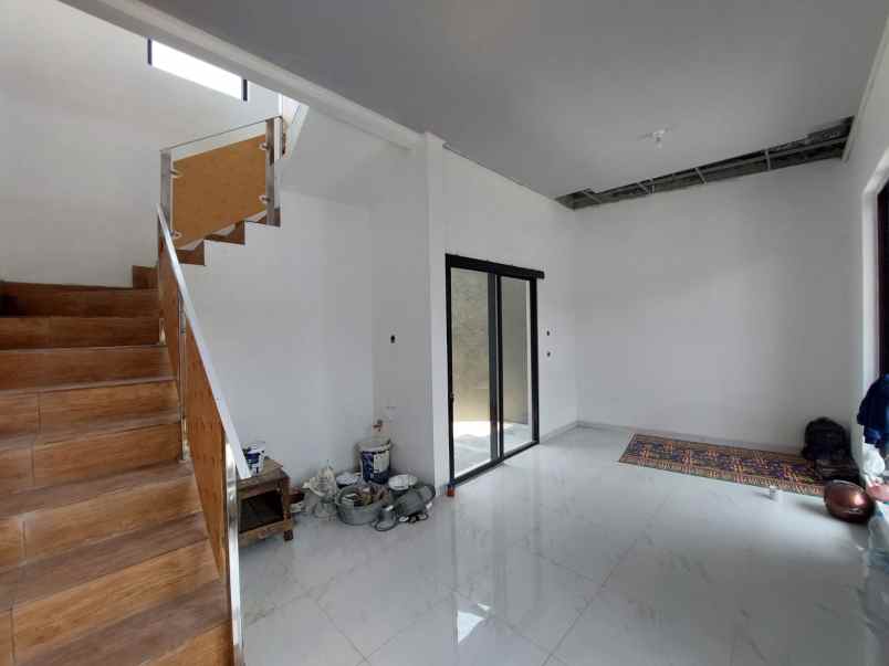 dijual rumah sardonoharjo