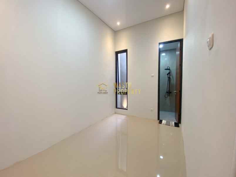 dijual rumah sardonoharjo kec ngaglik