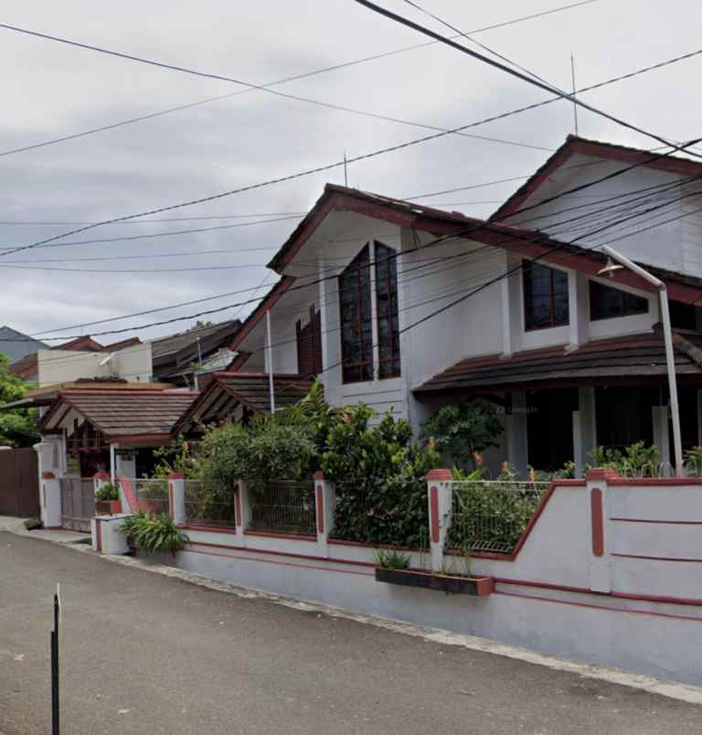 dijual rumah sarijadi