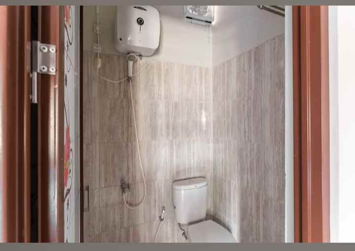 dijual rumah sawunggaling banyumanik