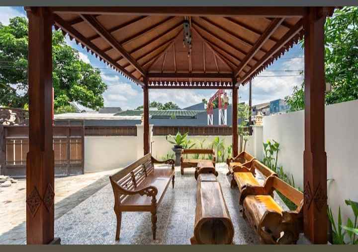 dijual rumah sawunggaling banyumanik