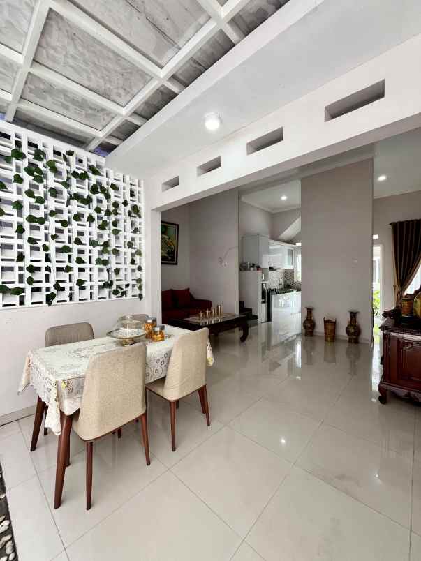 dijual rumah saxophone tunggulwulung