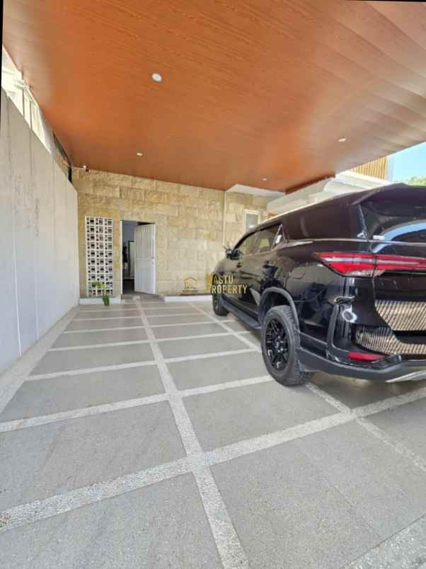 dijual rumah sendangadi kec mlati