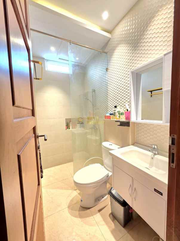 dijual rumah sendangadi kec mlati