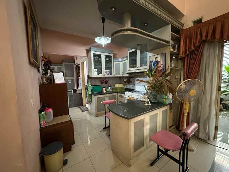 dijual rumah serpong tangerang selatan
