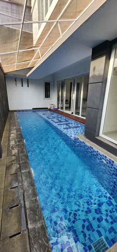 dijual rumah setiabudi lembang