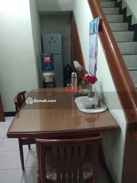 dijual rumah setra duta