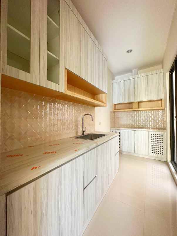 dijual rumah setu