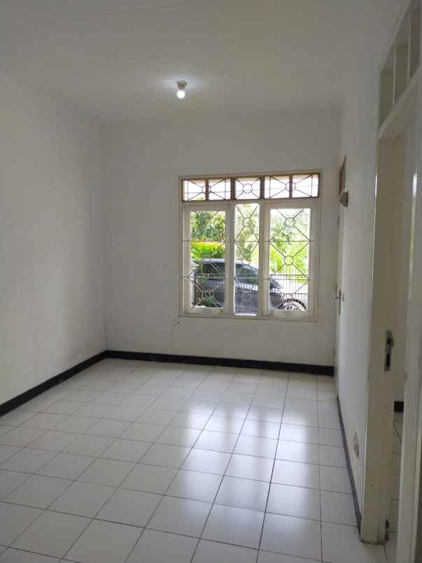 dijual rumah siap huni di bsd nusaloka