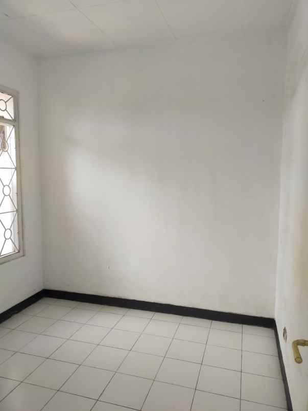 dijual rumah siap huni di bsd nusaloka