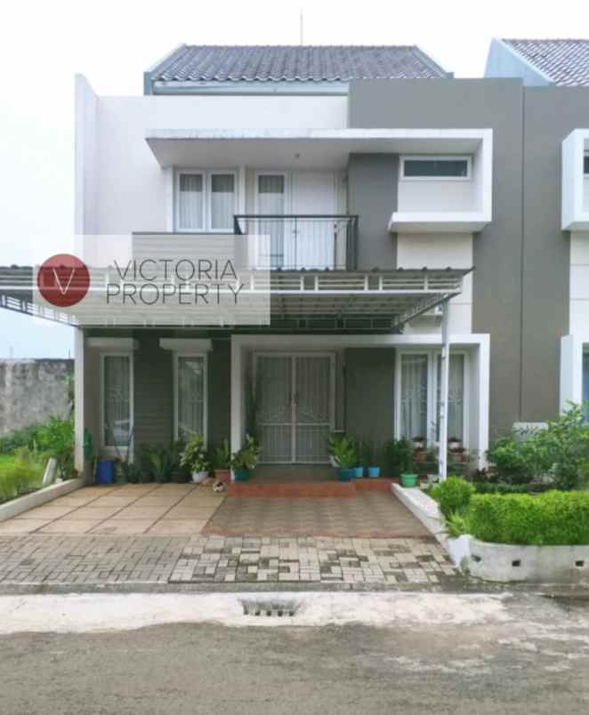 dijual rumah siap huni di raffles hills