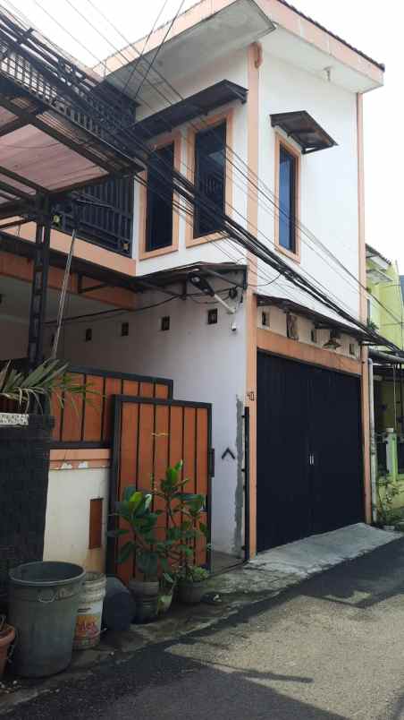 dijual rumah siap huni lokasi cijantung jakarta timur