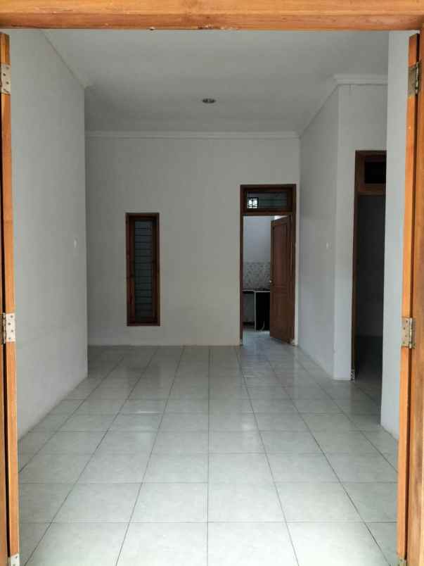 dijual rumah siap huni semarang barat