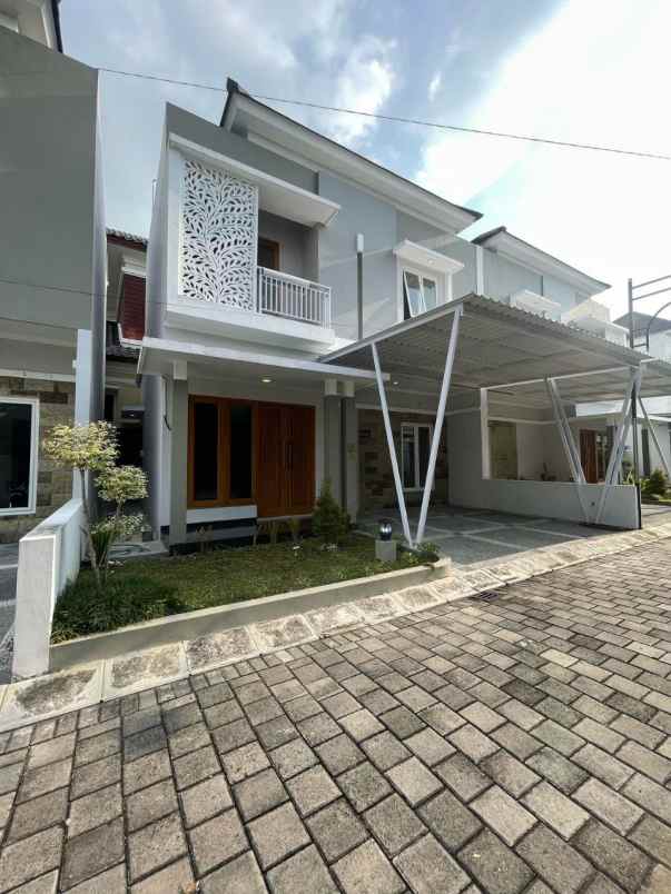 dijual rumah sidoarum godean sleman