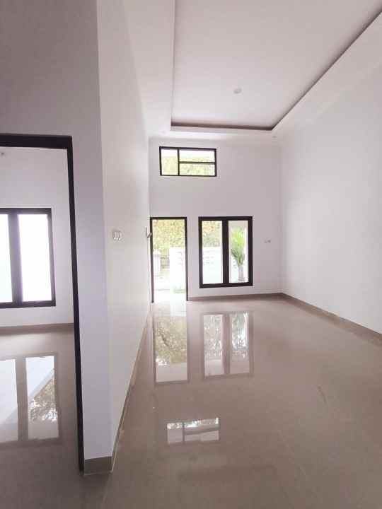 dijual rumah sidoluhur godean sleman