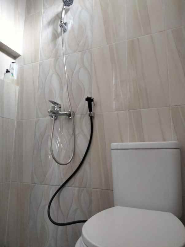 dijual rumah songgoriti