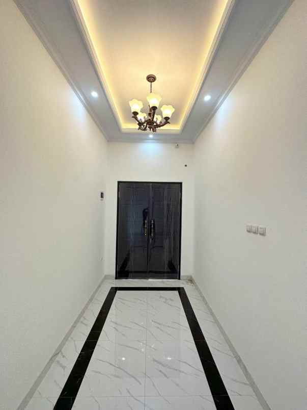 dijual rumah srengseng sawah jagakarsa